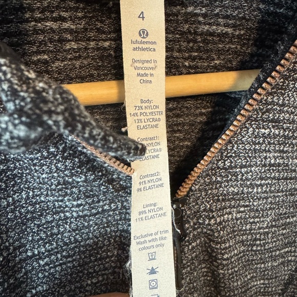 Lululemon Gray and Black Zip-Up Hoodie Size 4 - Picture 2 of 13